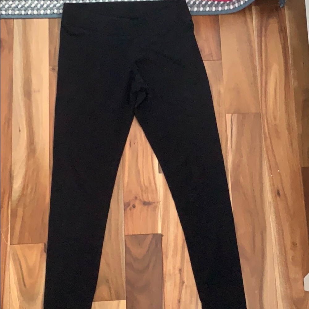 Black leggings